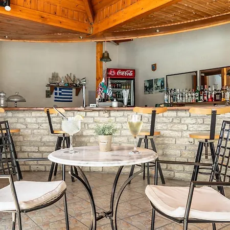 דירה Marketos Maisonette 4pax סבורונטה